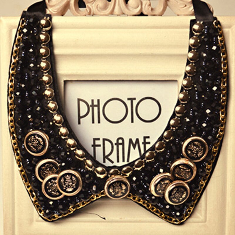 Fashionable Statement Choker Necklace